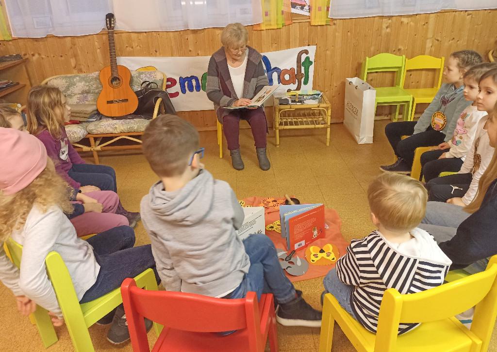Vorlesen in der Bücherei Schardenberg 2024 1. HJ