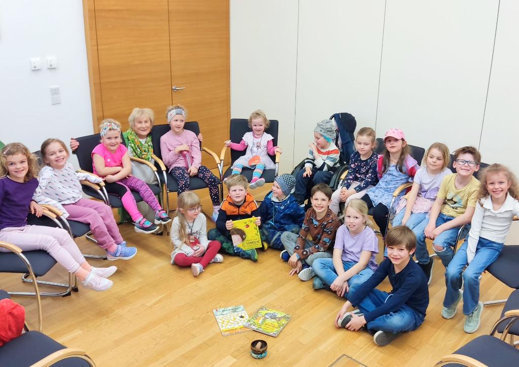 Vorlesen in der Bücherei Schardenberg 2024 1. HJ
